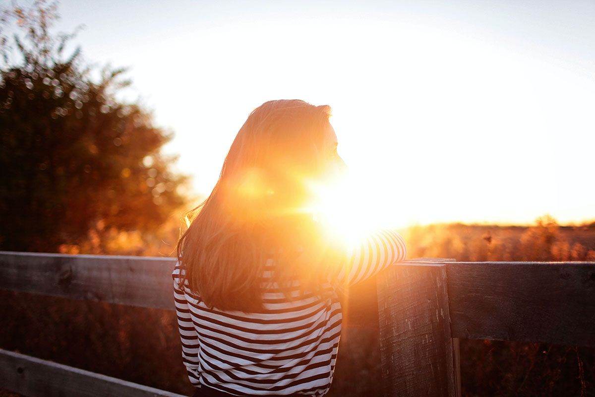 Você está visualizando atualmente A exposição ao sol causa endometriose?