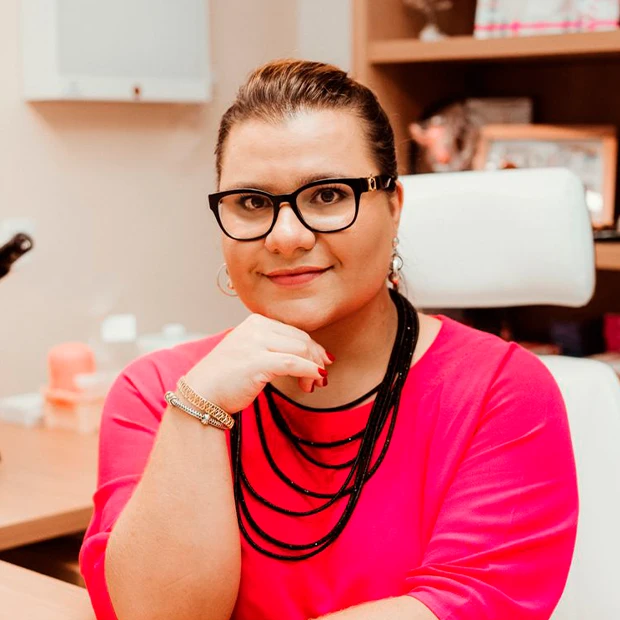 Flávia Carolina Nicácio Soares Ferreira