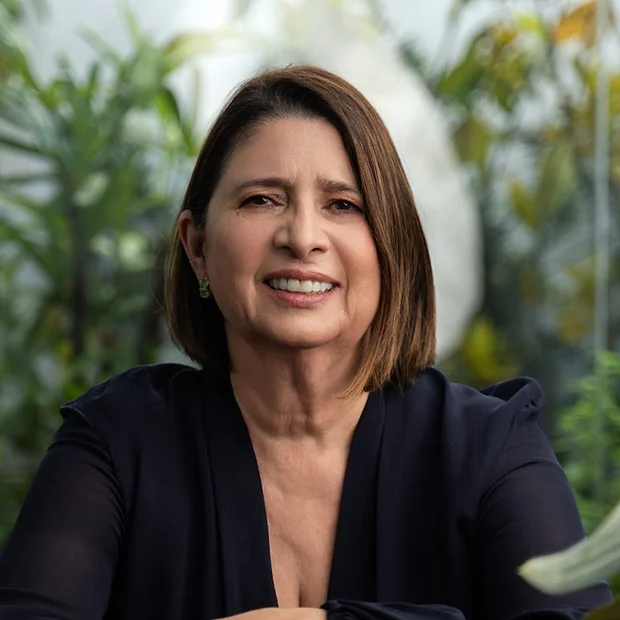 Juliane Cássia de Moura Queiroz Lotufo